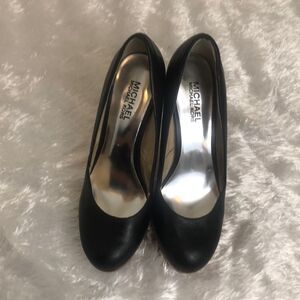 Michael Michael Kors wood heels size 6.5